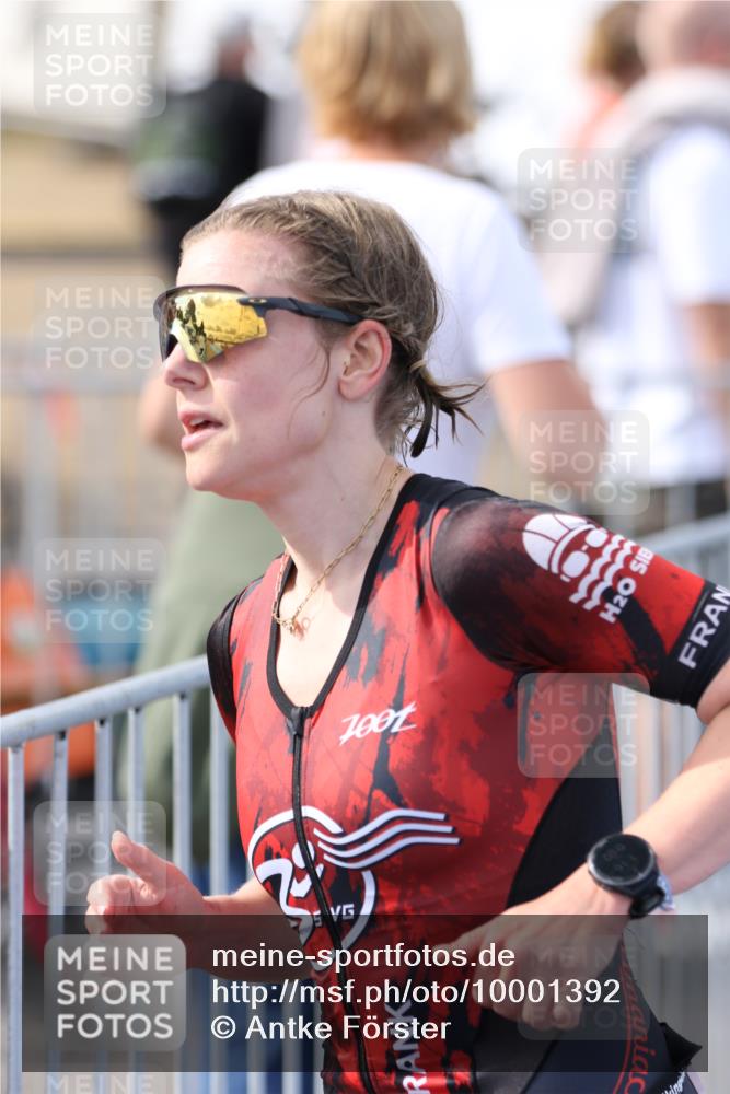 16.08.2026 - KN Förde Triathlon 2026 Antke Förster http://msf.ph/oto/10001392 16.08.2026 16:07:58 Laufen  meine-sportfotos.de