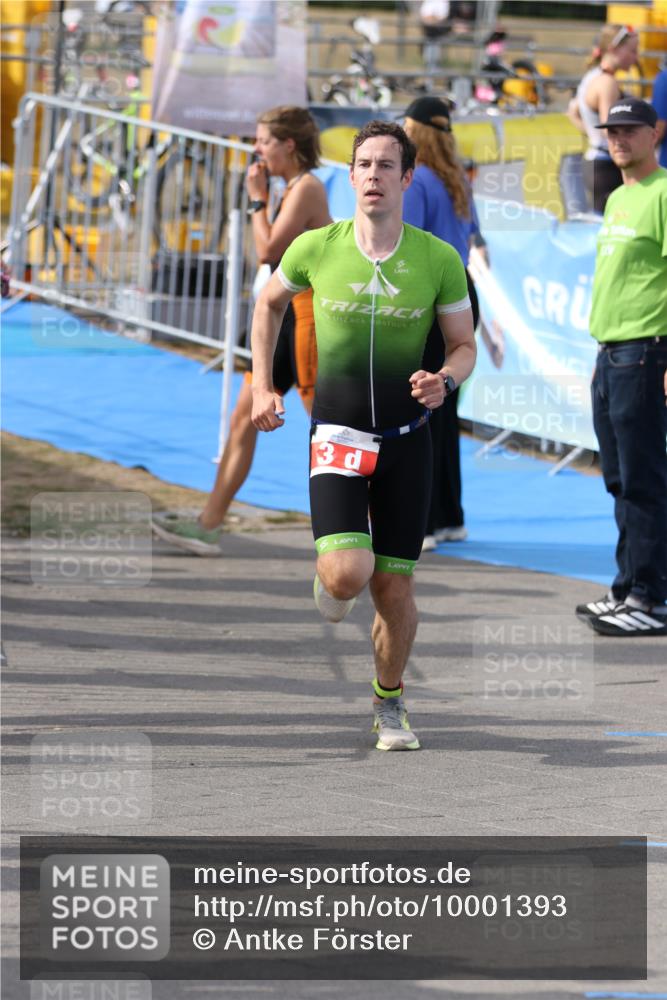 16.08.2026 - KN Förde Triathlon 2026 Antke Förster http://msf.ph/oto/10001393 16.08.2026 16:12:12 Laufen  meine-sportfotos.de