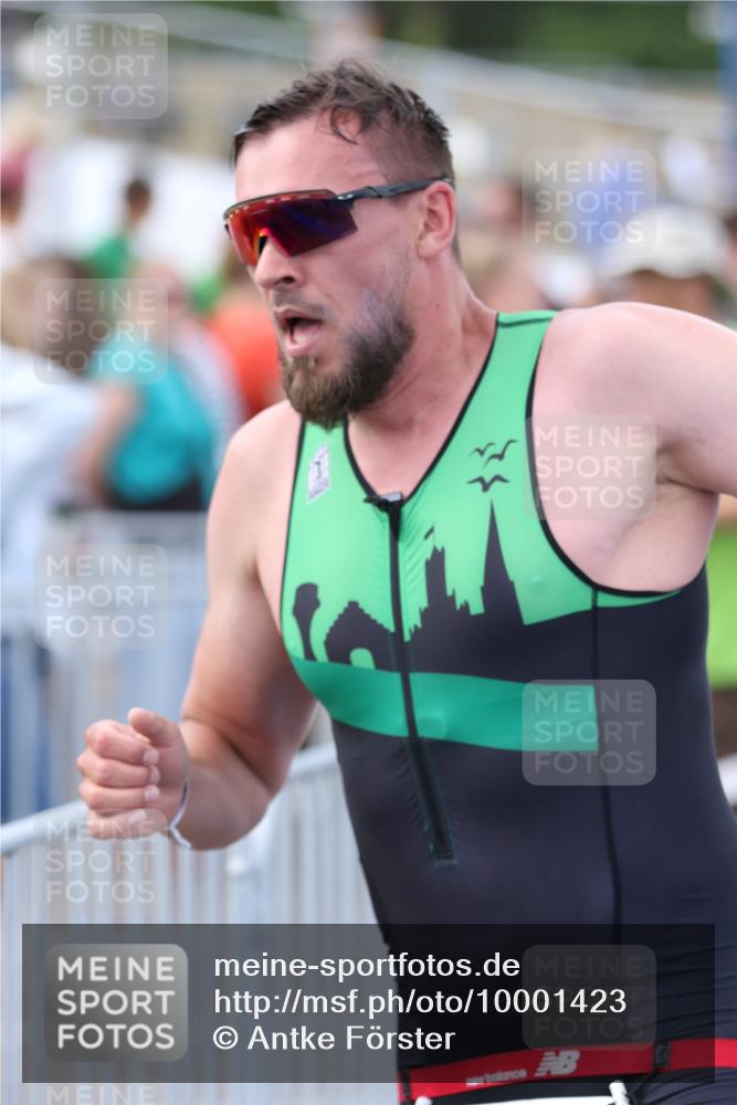 16.08.2026 - KN Förde Triathlon 2026 Antke Förster http://msf.ph/oto/10001423 16.08.2026 16:15:03 Laufen  meine-sportfotos.de