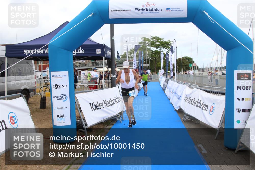 16.08.2026 - KN Förde Triathlon 2026 Markus Tischler http://msf.ph/oto/10001450 16.08.2026 12:30:33 Ziel 378, 402, 378, 402 meine-sportfotos.de