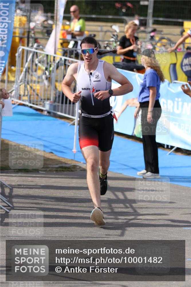 16.08.2026 - KN Förde Triathlon 2026 Antke Förster http://msf.ph/oto/10001482 16.08.2026 16:24:14 Laufen  meine-sportfotos.de