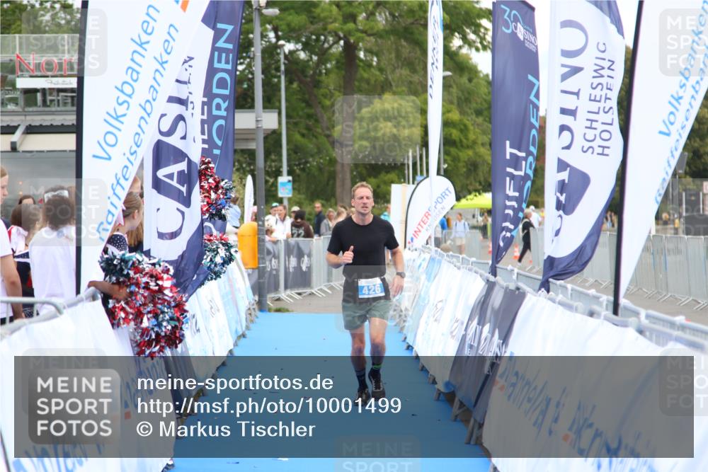 16.08.2026 - KN Förde Triathlon 2026 Markus Tischler http://msf.ph/oto/10001499 16.08.2026 12:31:26 Ziel 426, 426 meine-sportfotos.de