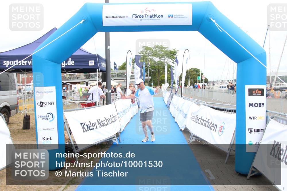 16.08.2026 - KN Förde Triathlon 2026 Markus Tischler http://msf.ph/oto/10001530 16.08.2026 12:33:09 Ziel 427, 427 meine-sportfotos.de