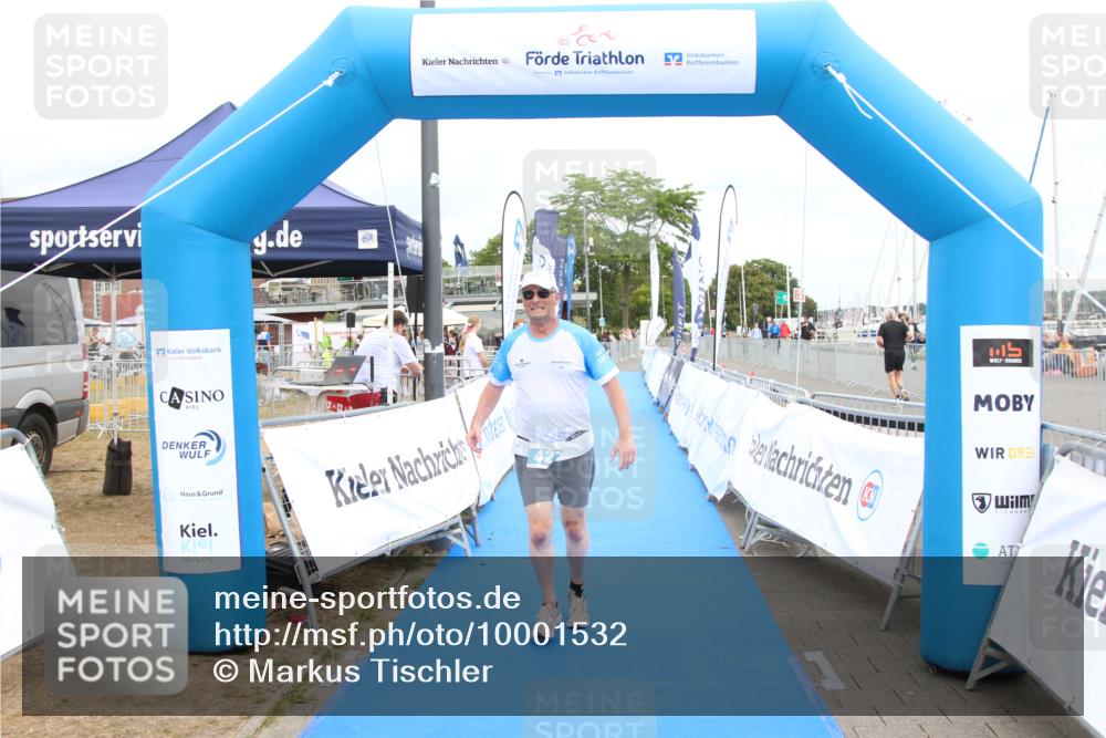 16.08.2026 - KN Förde Triathlon 2026 Markus Tischler http://msf.ph/oto/10001532 16.08.2026 12:33:10 Ziel 427, 427 meine-sportfotos.de