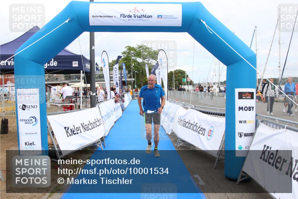16.08.2026 - KN Förde Triathlon 2026 Markus Tischler http://msf.ph/oto/10001534 16.08.2026 12:33:56 Ziel 803, 803 meine-sportfotos.de