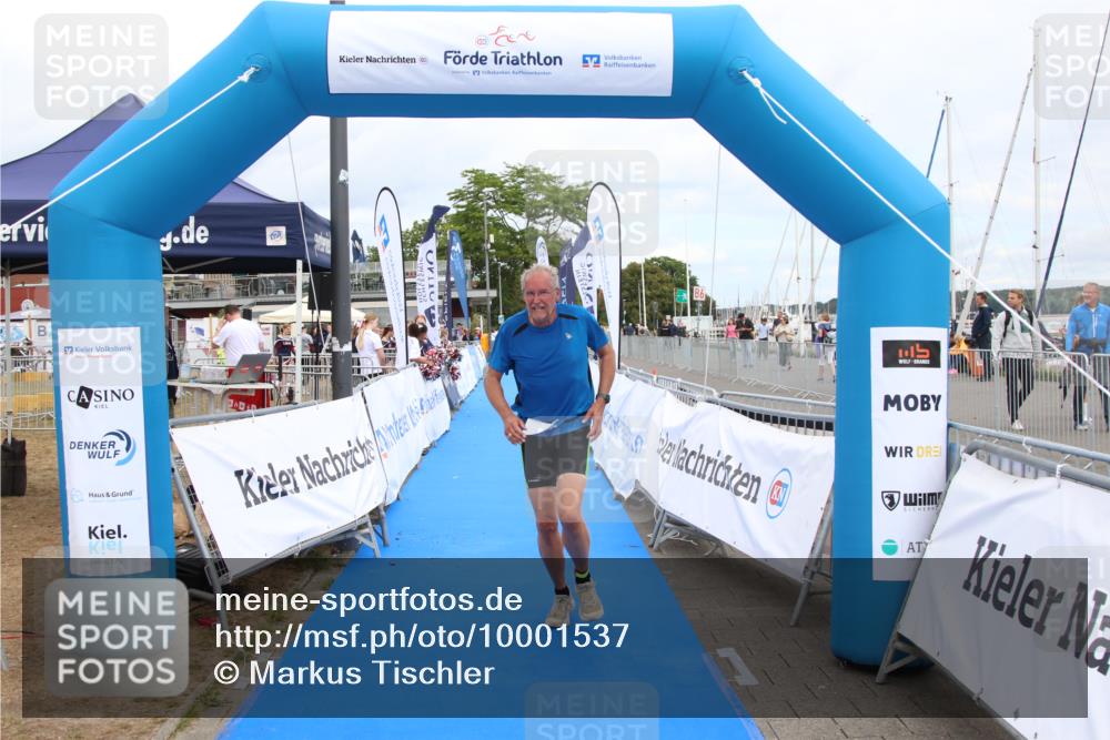 16.08.2026 - KN Förde Triathlon 2026 Markus Tischler http://msf.ph/oto/10001537 16.08.2026 12:33:56 Ziel 803, 803 meine-sportfotos.de