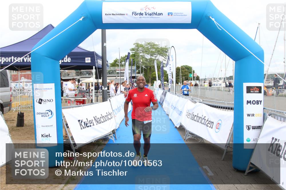 16.08.2026 - KN Förde Triathlon 2026 Markus Tischler http://msf.ph/oto/10001563 16.08.2026 12:34:56 Ziel 351, 438, 351, 438 meine-sportfotos.de