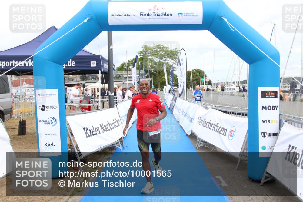 16.08.2026 - KN Förde Triathlon 2026 Markus Tischler http://msf.ph/oto/10001565 16.08.2026 12:34:56 Ziel 351, 438, 351, 438 meine-sportfotos.de