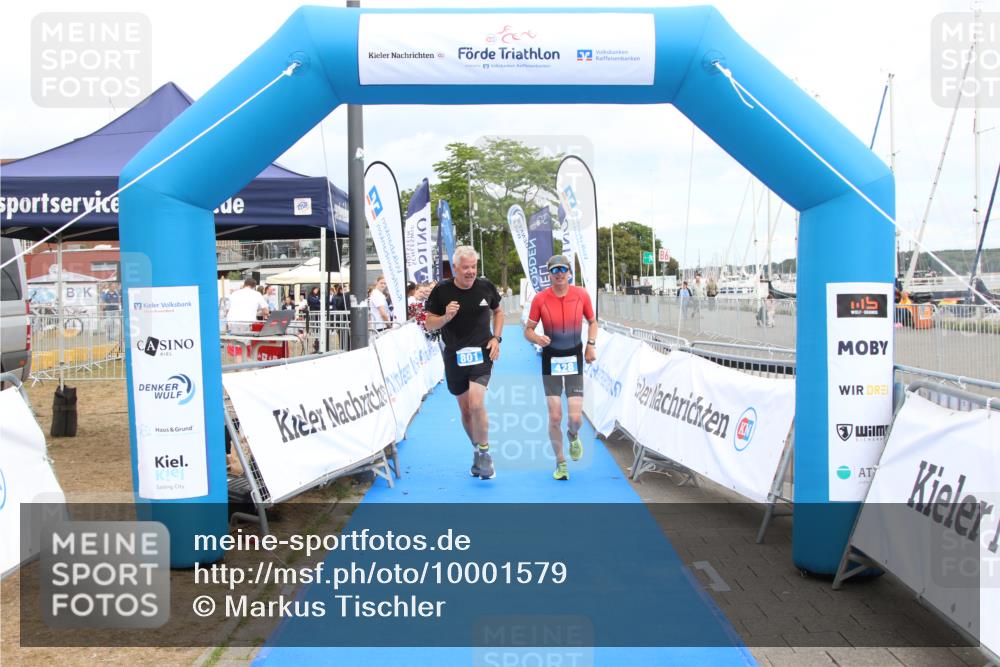 16.08.2026 - KN Förde Triathlon 2026 Markus Tischler http://msf.ph/oto/10001579 16.08.2026 12:36:03 Ziel 428, 801, 428, 801 meine-sportfotos.de