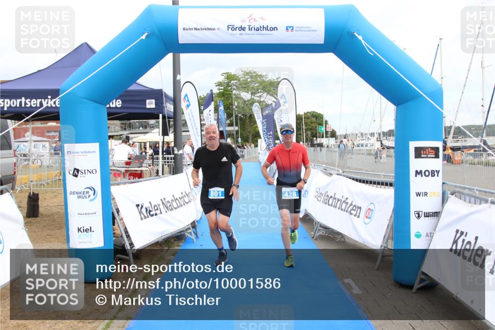 16.08.2026 - KN Förde Triathlon 2026 Markus Tischler http://msf.ph/oto/10001586 16.08.2026 12:36:04 Ziel 428, 801, 428, 801 meine-sportfotos.de