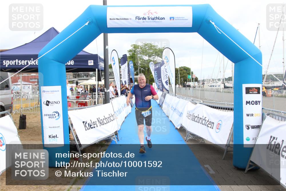 16.08.2026 - KN Förde Triathlon 2026 Markus Tischler http://msf.ph/oto/10001592 16.08.2026 12:36:58 Ziel 422, 422 meine-sportfotos.de