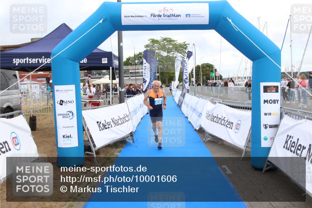 16.08.2026 - KN Förde Triathlon 2026 Markus Tischler http://msf.ph/oto/10001606 16.08.2026 12:43:02 Ziel 439, 439 meine-sportfotos.de