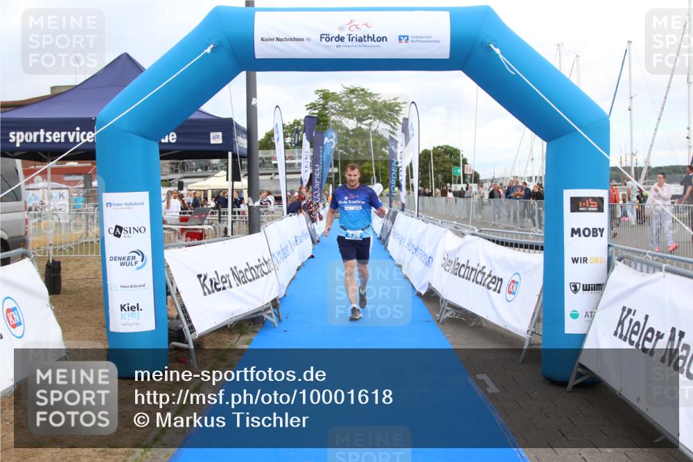 16.08.2026 - KN Förde Triathlon 2026 Markus Tischler http://msf.ph/oto/10001618 16.08.2026 12:43:22 Ziel 436, 436 meine-sportfotos.de