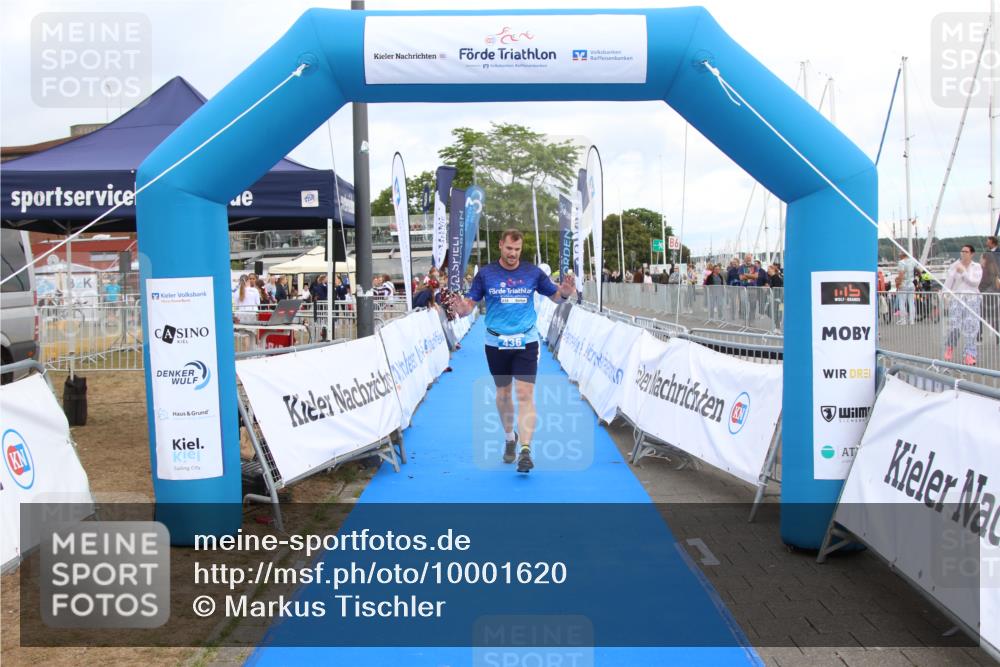 16.08.2026 - KN Förde Triathlon 2026 Markus Tischler http://msf.ph/oto/10001620 16.08.2026 12:43:22 Ziel 436, 436 meine-sportfotos.de