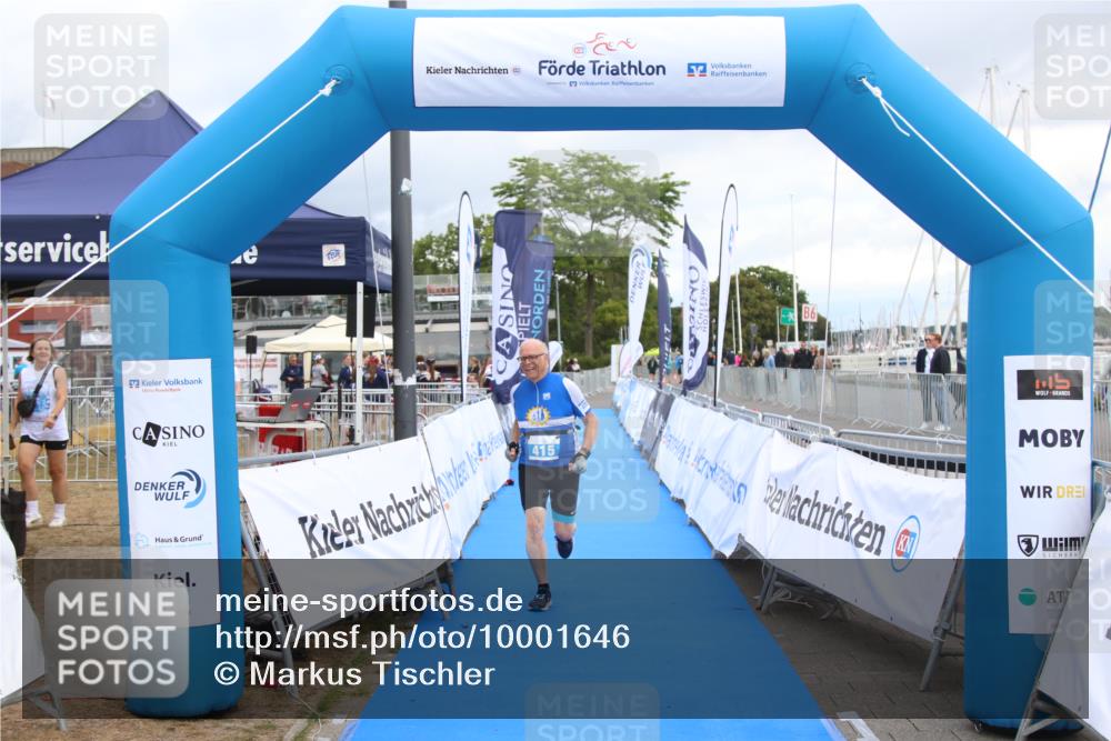 16.08.2026 - KN Förde Triathlon 2026 Markus Tischler http://msf.ph/oto/10001646 16.08.2026 12:48:25 Ziel 415, 415 meine-sportfotos.de