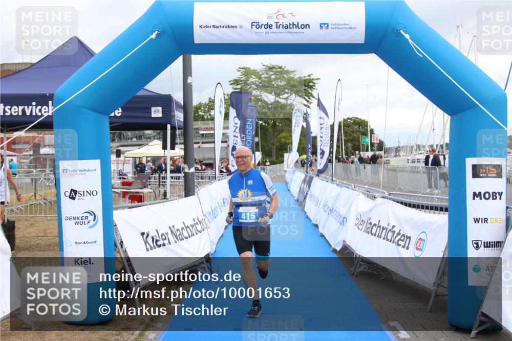 16.08.2026 - KN Förde Triathlon 2026 Markus Tischler http://msf.ph/oto/10001653 16.08.2026 12:48:26 Ziel 415, 415 meine-sportfotos.de