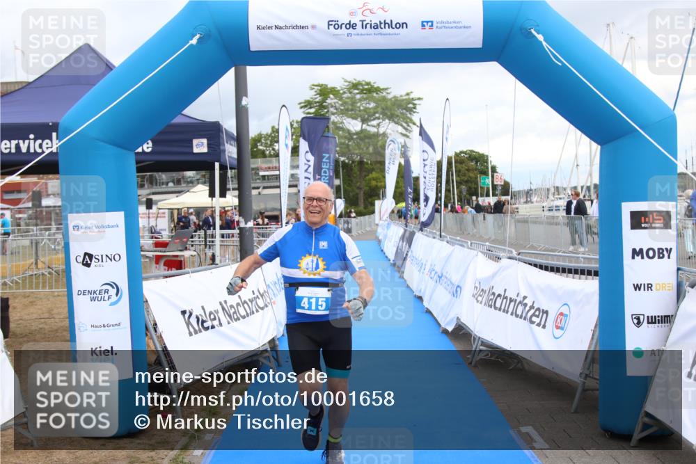 16.08.2026 - KN Förde Triathlon 2026 Markus Tischler http://msf.ph/oto/10001658 16.08.2026 12:48:26 Ziel 415, 415 meine-sportfotos.de