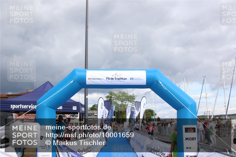 16.08.2026 - KN Förde Triathlon 2026 Markus Tischler http://msf.ph/oto/10001659 16.08.2026 13:23:51 Ziel  meine-sportfotos.de