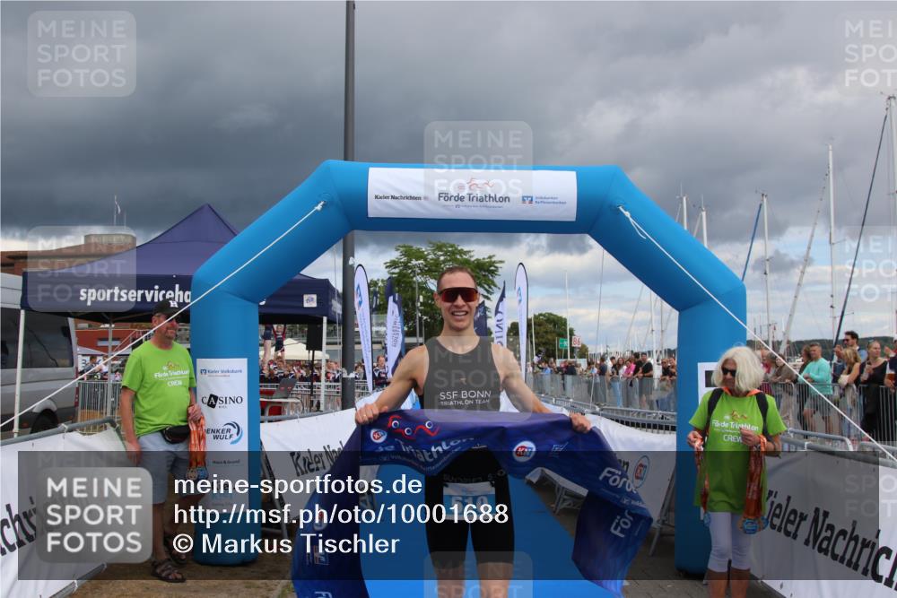 16.08.2026 - KN Förde Triathlon 2026 Markus Tischler http://msf.ph/oto/10001688 16.08.2026 13:28:35 Ziel 510, 510 meine-sportfotos.de