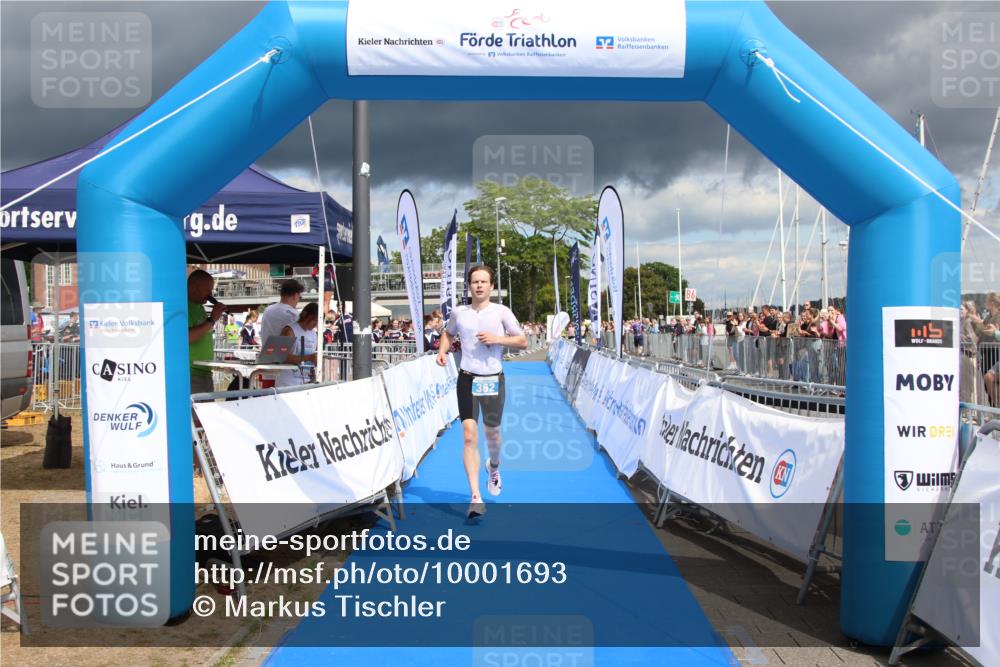 16.08.2026 - KN Förde Triathlon 2026 Markus Tischler http://msf.ph/oto/10001693 16.08.2026 13:30:06 Ziel 362, 501, 362, 501 meine-sportfotos.de