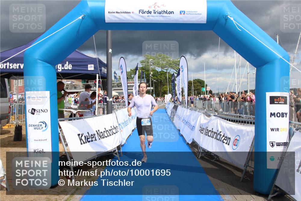 16.08.2026 - KN Förde Triathlon 2026 Markus Tischler http://msf.ph/oto/10001695 16.08.2026 13:30:06 Ziel 362, 501, 362, 501 meine-sportfotos.de