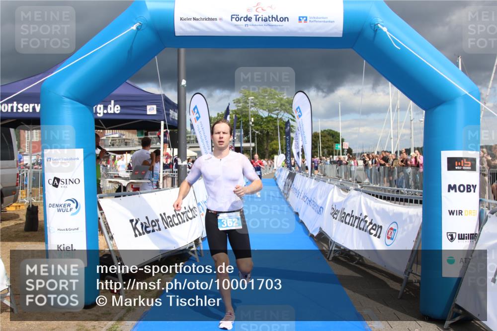 16.08.2026 - KN Förde Triathlon 2026 Markus Tischler http://msf.ph/oto/10001703 16.08.2026 13:30:06 Ziel 362, 501, 362, 501 meine-sportfotos.de
