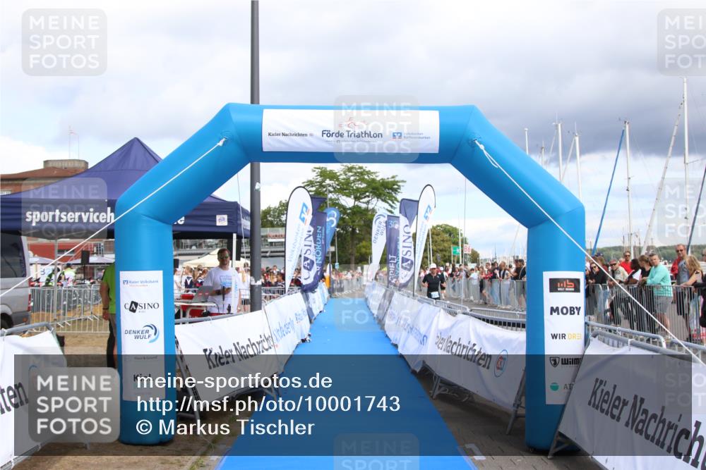 16.08.2026 - KN Förde Triathlon 2026 Markus Tischler http://msf.ph/oto/10001743 16.08.2026 13:38:51 Ziel  meine-sportfotos.de