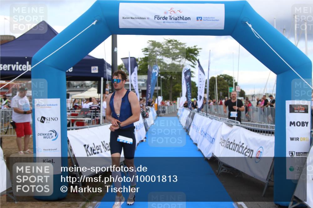 16.08.2026 - KN Förde Triathlon 2026 Markus Tischler http://msf.ph/oto/10001813 16.08.2026 13:41:58 Ziel 518, 518 meine-sportfotos.de