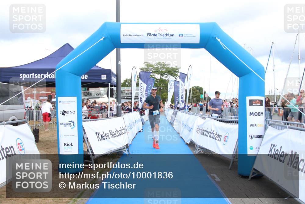 16.08.2026 - KN Förde Triathlon 2026 Markus Tischler http://msf.ph/oto/10001836 16.08.2026 13:43:52 Ziel 513, 525, 513, 525 meine-sportfotos.de