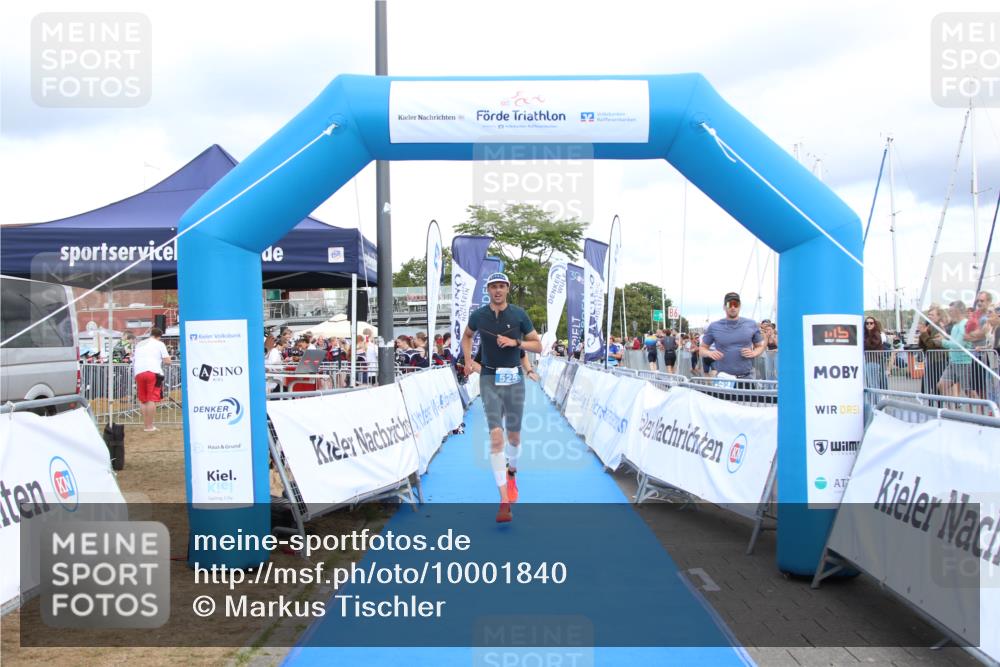 16.08.2026 - KN Förde Triathlon 2026 Markus Tischler http://msf.ph/oto/10001840 16.08.2026 13:43:53 Ziel 513, 525, 513, 525 meine-sportfotos.de