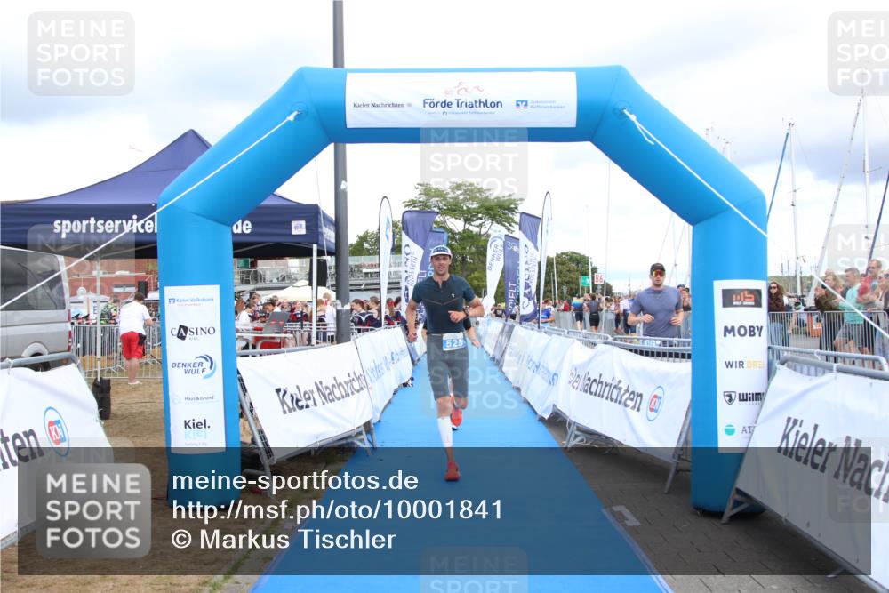 16.08.2026 - KN Förde Triathlon 2026 Markus Tischler http://msf.ph/oto/10001841 16.08.2026 13:43:53 Ziel 513, 525, 513, 525 meine-sportfotos.de