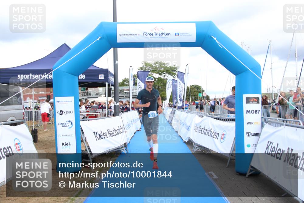 16.08.2026 - KN Förde Triathlon 2026 Markus Tischler http://msf.ph/oto/10001844 16.08.2026 13:43:53 Ziel 513, 525, 513, 525 meine-sportfotos.de