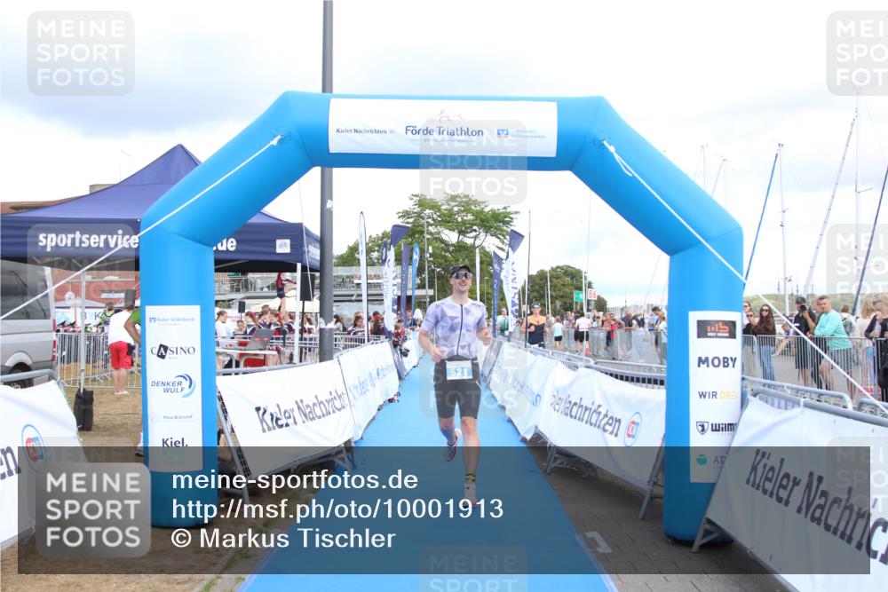 16.08.2026 - KN Förde Triathlon 2026 Markus Tischler http://msf.ph/oto/10001913 16.08.2026 13:45:19 Ziel 521, 521 meine-sportfotos.de