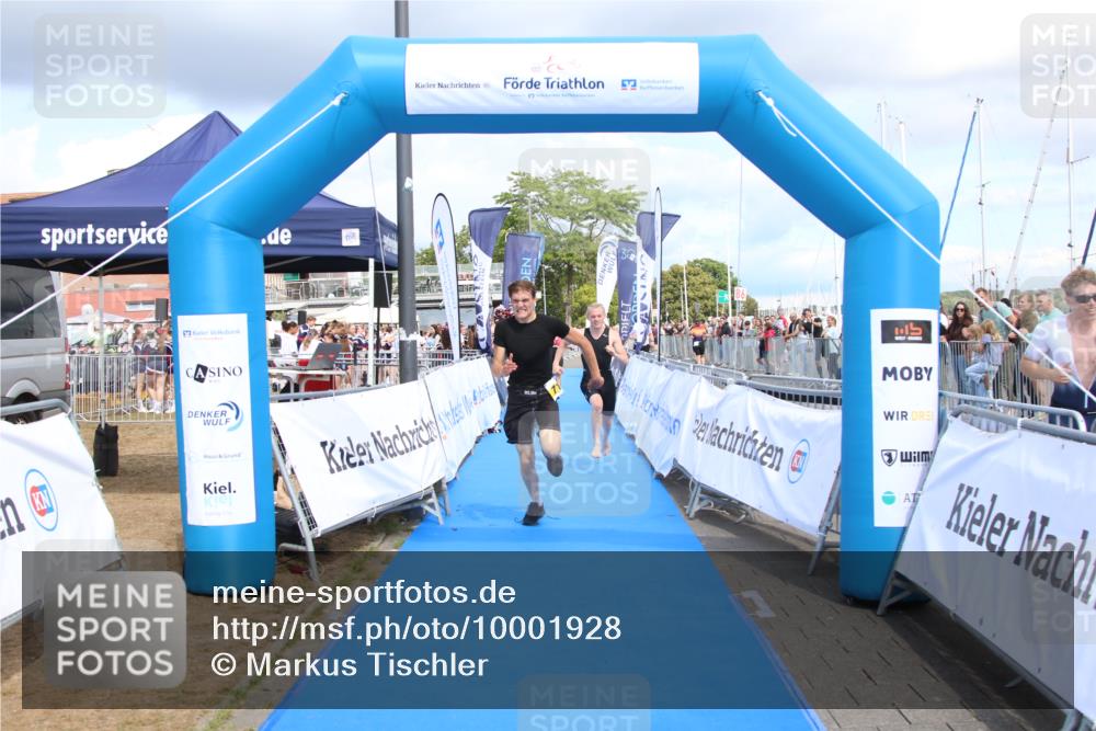 16.08.2026 - KN Förde Triathlon 2026 Markus Tischler http://msf.ph/oto/10001928 16.08.2026 13:46:11 Ziel 543, 719, 543, 719 meine-sportfotos.de