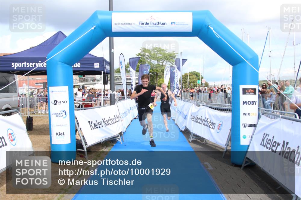 16.08.2026 - KN Förde Triathlon 2026 Markus Tischler http://msf.ph/oto/10001929 16.08.2026 13:46:11 Ziel 543, 719, 543, 719 meine-sportfotos.de
