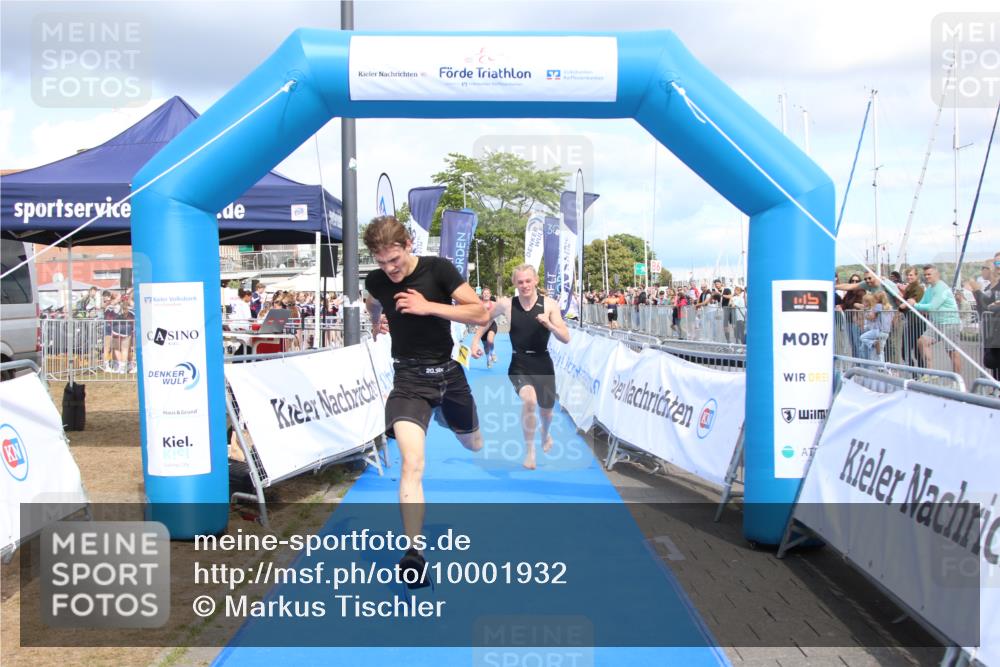 16.08.2026 - KN Förde Triathlon 2026 Markus Tischler http://msf.ph/oto/10001932 16.08.2026 13:46:11 Ziel 543, 719, 543, 719 meine-sportfotos.de