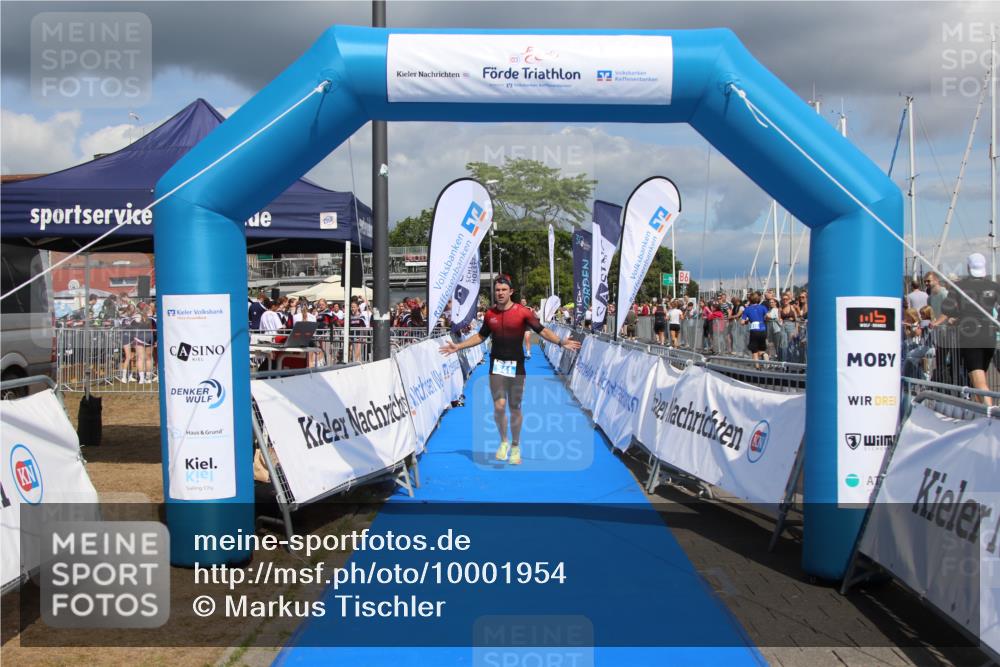 16.08.2026 - KN Förde Triathlon 2026 Markus Tischler http://msf.ph/oto/10001954 16.08.2026 13:46:56 Ziel 520, 541, 707, 520, 541, 707 meine-sportfotos.de