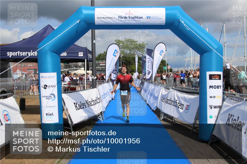 16.08.2026 - KN Förde Triathlon 2026 Markus Tischler http://msf.ph/oto/10001956 16.08.2026 13:46:56 Ziel 520, 541, 707, 520, 541, 707 meine-sportfotos.de
