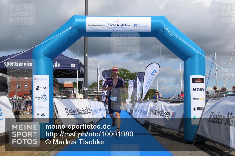 16.08.2026 - KN Förde Triathlon 2026 Markus Tischler http://msf.ph/oto/10001980 16.08.2026 13:47:31 Ziel 552, 552 meine-sportfotos.de