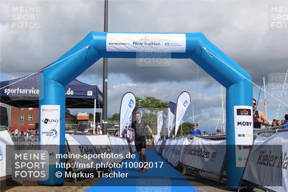 16.08.2026 - KN Förde Triathlon 2026 Markus Tischler http://msf.ph/oto/10002017 16.08.2026 13:48:52 Ziel 557, 557 meine-sportfotos.de