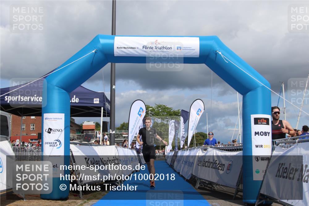 16.08.2026 - KN Förde Triathlon 2026 Markus Tischler http://msf.ph/oto/10002018 16.08.2026 13:48:52 Ziel 557, 557 meine-sportfotos.de