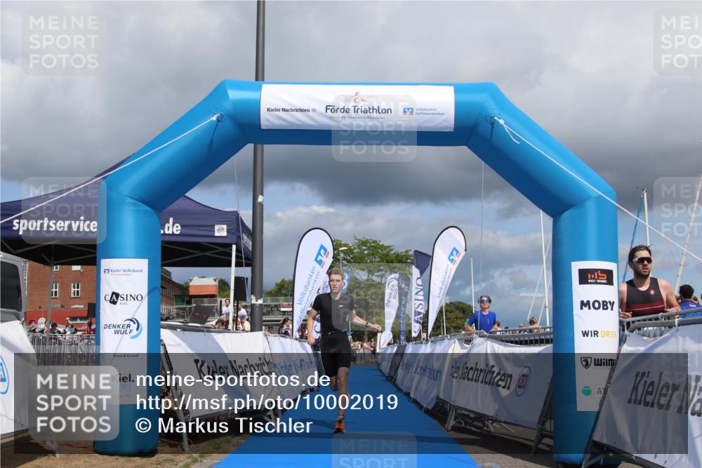 16.08.2026 - KN Förde Triathlon 2026 Markus Tischler http://msf.ph/oto/10002019 16.08.2026 13:48:52 Ziel 557, 557 meine-sportfotos.de