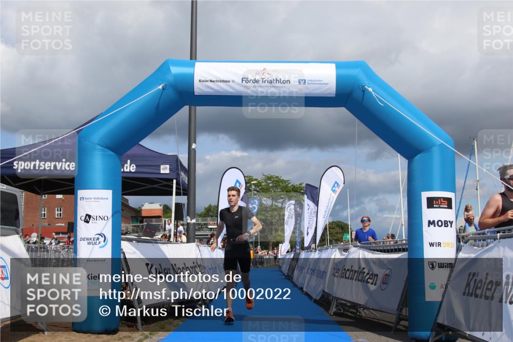 16.08.2026 - KN Förde Triathlon 2026 Markus Tischler http://msf.ph/oto/10002022 16.08.2026 13:48:52 Ziel 557, 557 meine-sportfotos.de
