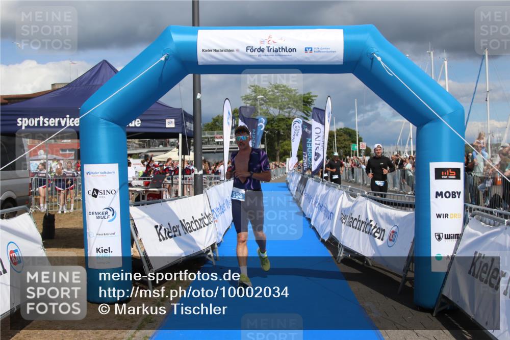 16.08.2026 - KN Förde Triathlon 2026 Markus Tischler http://msf.ph/oto/10002034 16.08.2026 13:49:06 Ziel 558, 558 meine-sportfotos.de