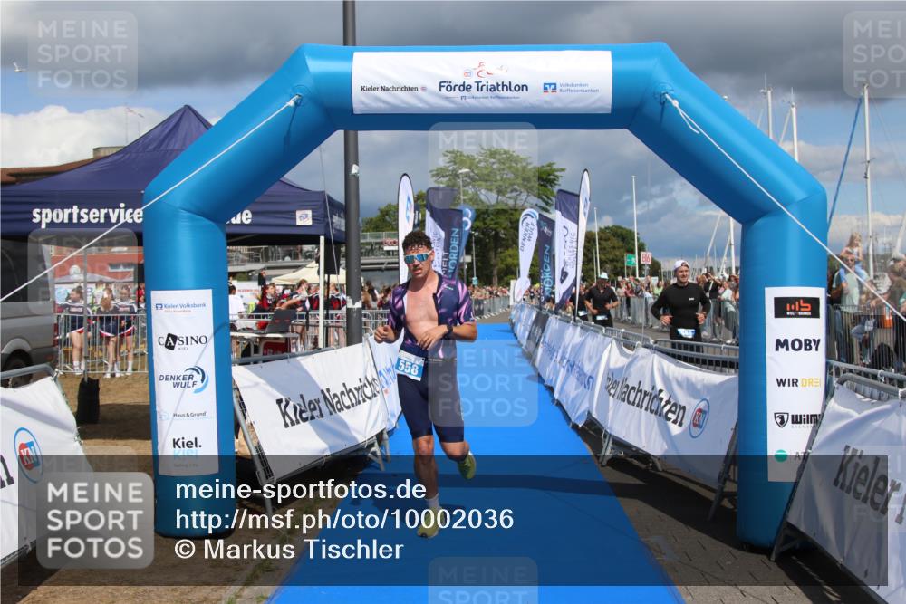 16.08.2026 - KN Förde Triathlon 2026 Markus Tischler http://msf.ph/oto/10002036 16.08.2026 13:49:06 Ziel 558, 558 meine-sportfotos.de