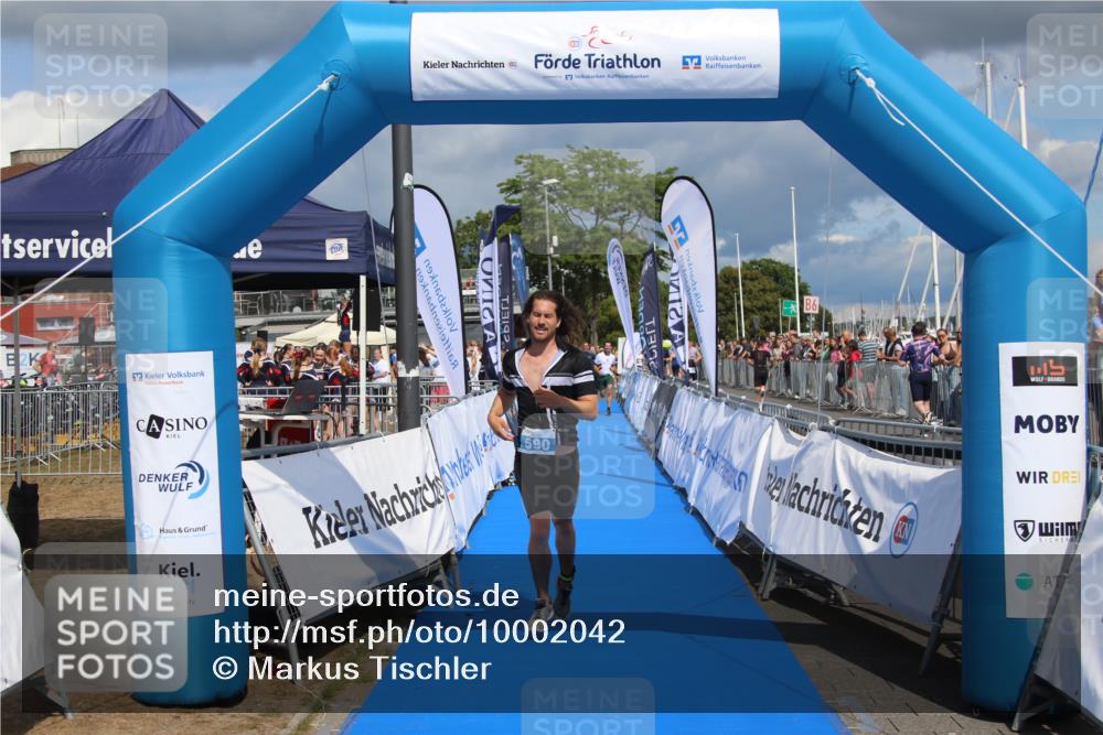 16.08.2026 - KN Förde Triathlon 2026 Markus Tischler http://msf.ph/oto/10002042 16.08.2026 13:49:49 Ziel 590, 701, 705, 590, 701, 705 meine-sportfotos.de