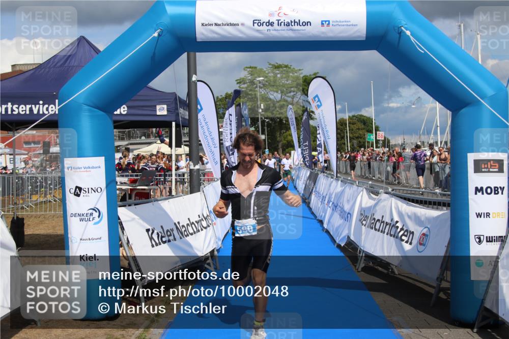 16.08.2026 - KN Förde Triathlon 2026 Markus Tischler http://msf.ph/oto/10002048 16.08.2026 13:49:49 Ziel 590, 701, 705, 590, 701, 705 meine-sportfotos.de