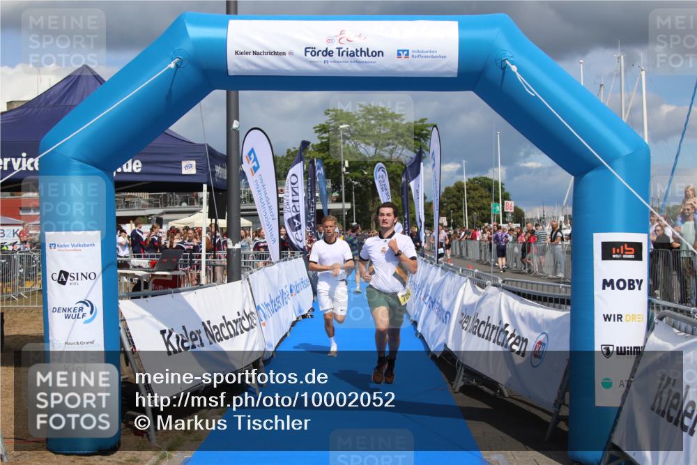 16.08.2026 - KN Förde Triathlon 2026 Markus Tischler http://msf.ph/oto/10002052 16.08.2026 13:49:53 Ziel 590, 701, 705, 590, 701, 705 meine-sportfotos.de