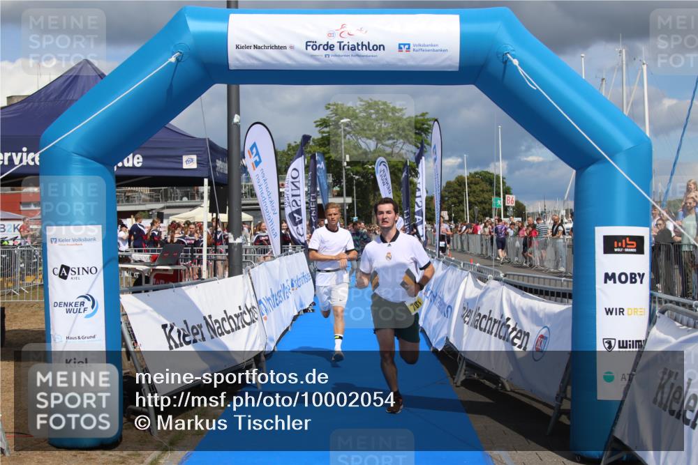 16.08.2026 - KN Förde Triathlon 2026 Markus Tischler http://msf.ph/oto/10002054 16.08.2026 13:49:53 Ziel 590, 701, 705, 590, 701, 705 meine-sportfotos.de