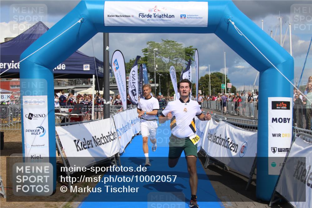 16.08.2026 - KN Förde Triathlon 2026 Markus Tischler http://msf.ph/oto/10002057 16.08.2026 13:49:54 Ziel 590, 701, 705, 590, 701, 705 meine-sportfotos.de